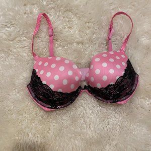 Victoria’s Secret Very Sexy 34D push-up bra